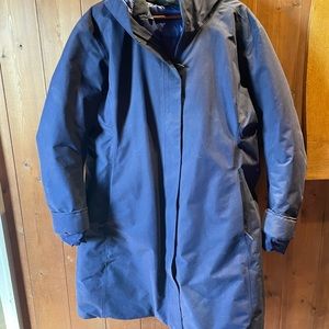 Arc’Terx down filled winter coat  Medium blue.